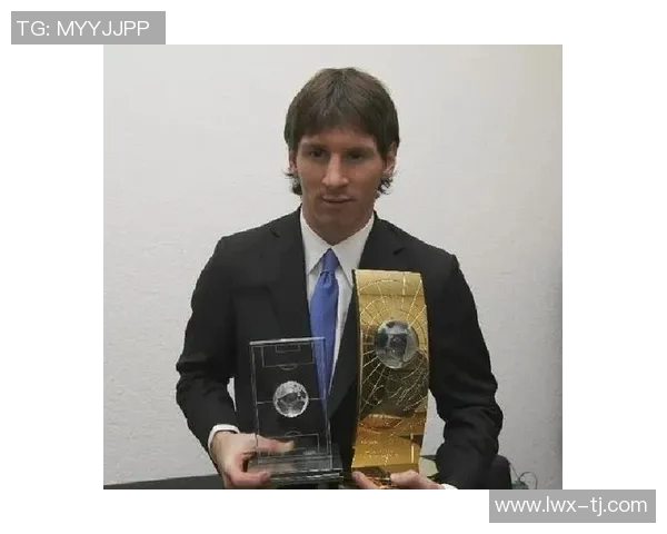 足球球星名字象征着强大实力的背后故事与荣耀成就探秘